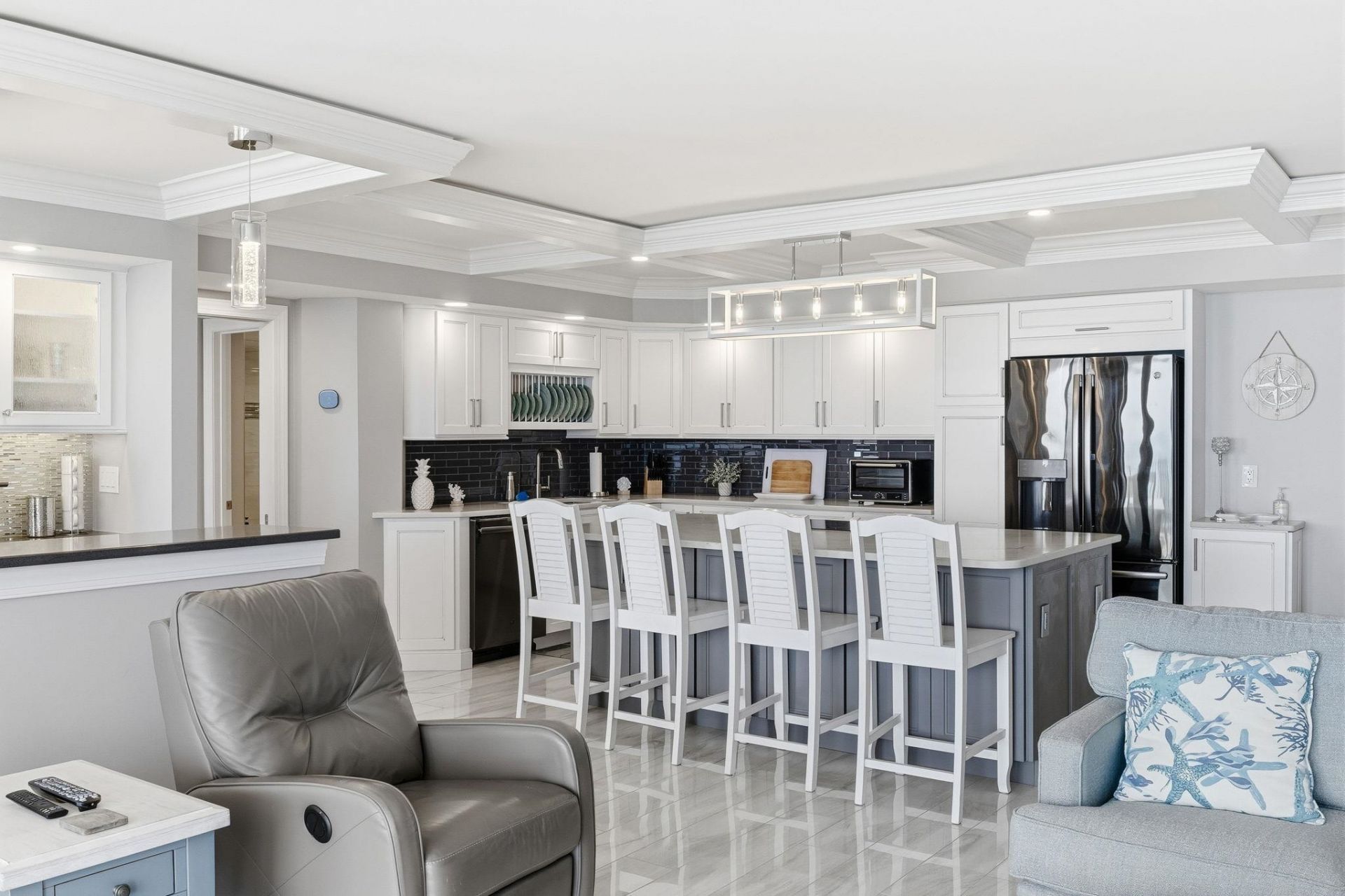 9650 Shore Dr. Photo 11