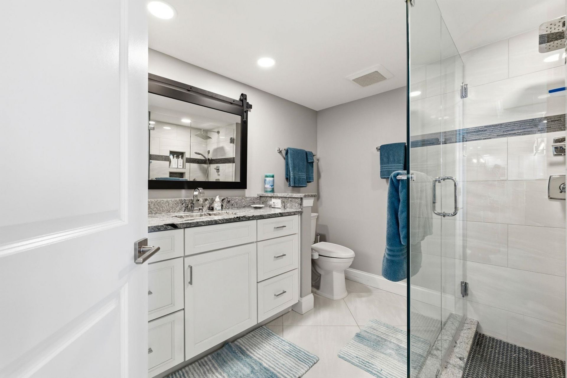 9650 Shore Dr. Photo 17