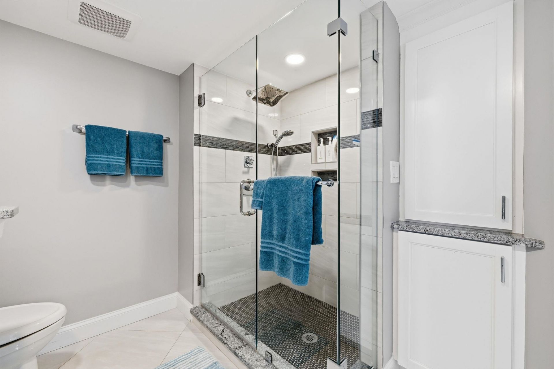 9650 Shore Dr. Photo 18