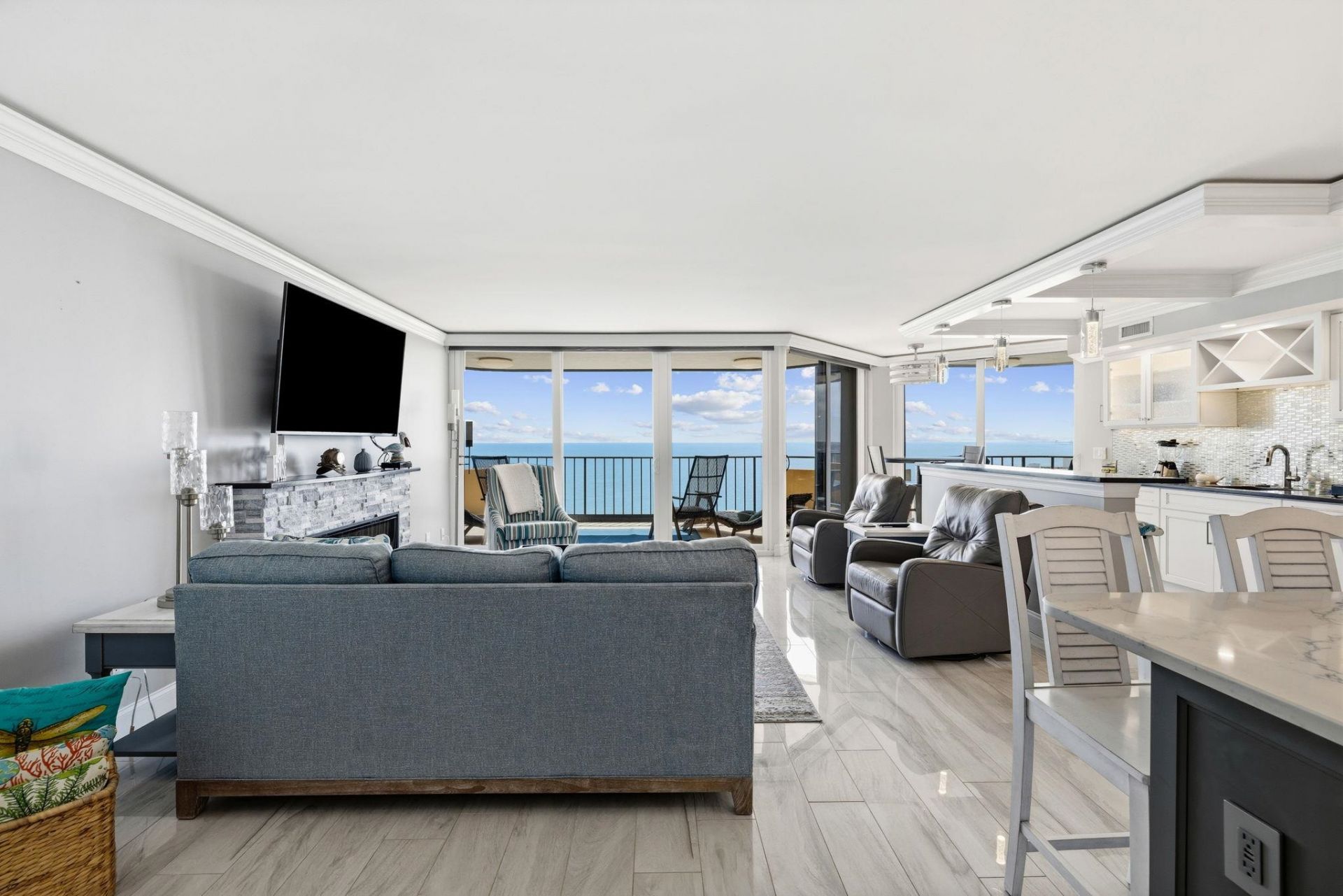 9650 Shore Dr. Photo 4