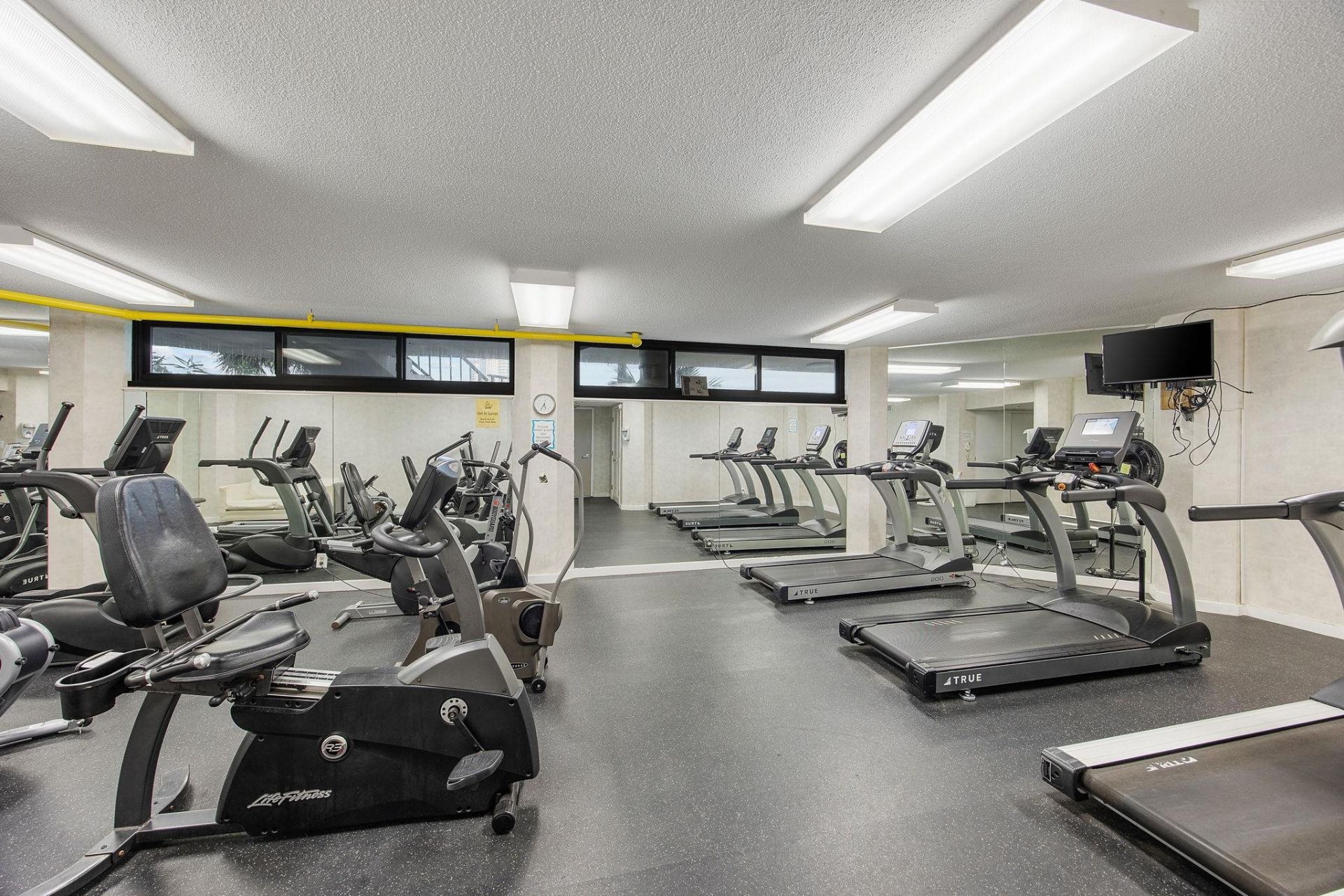 9650 Shore Dr. Photo 43