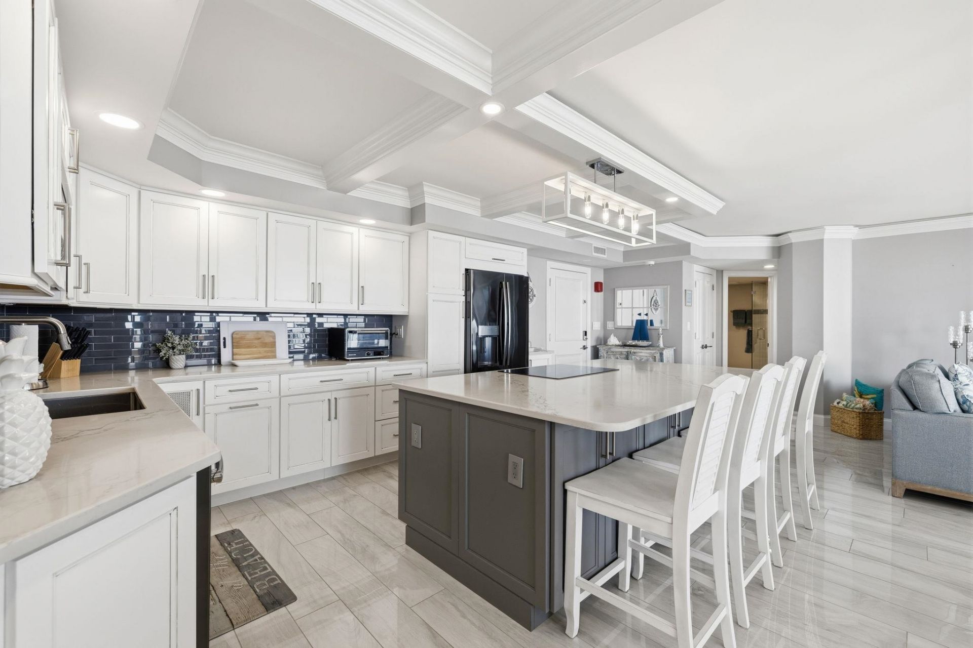 9650 Shore Dr. Photo 6