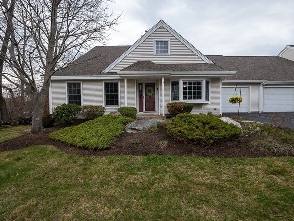 3 Quaker Way, Unit 40, Westborough, MA 01581