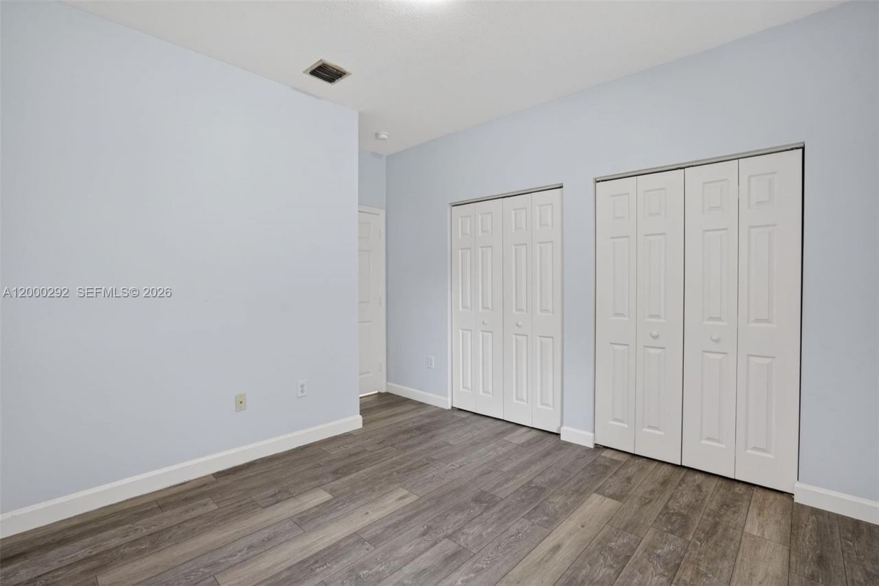 15521 SW 151st Ter, Miami, FL 33196 Photo