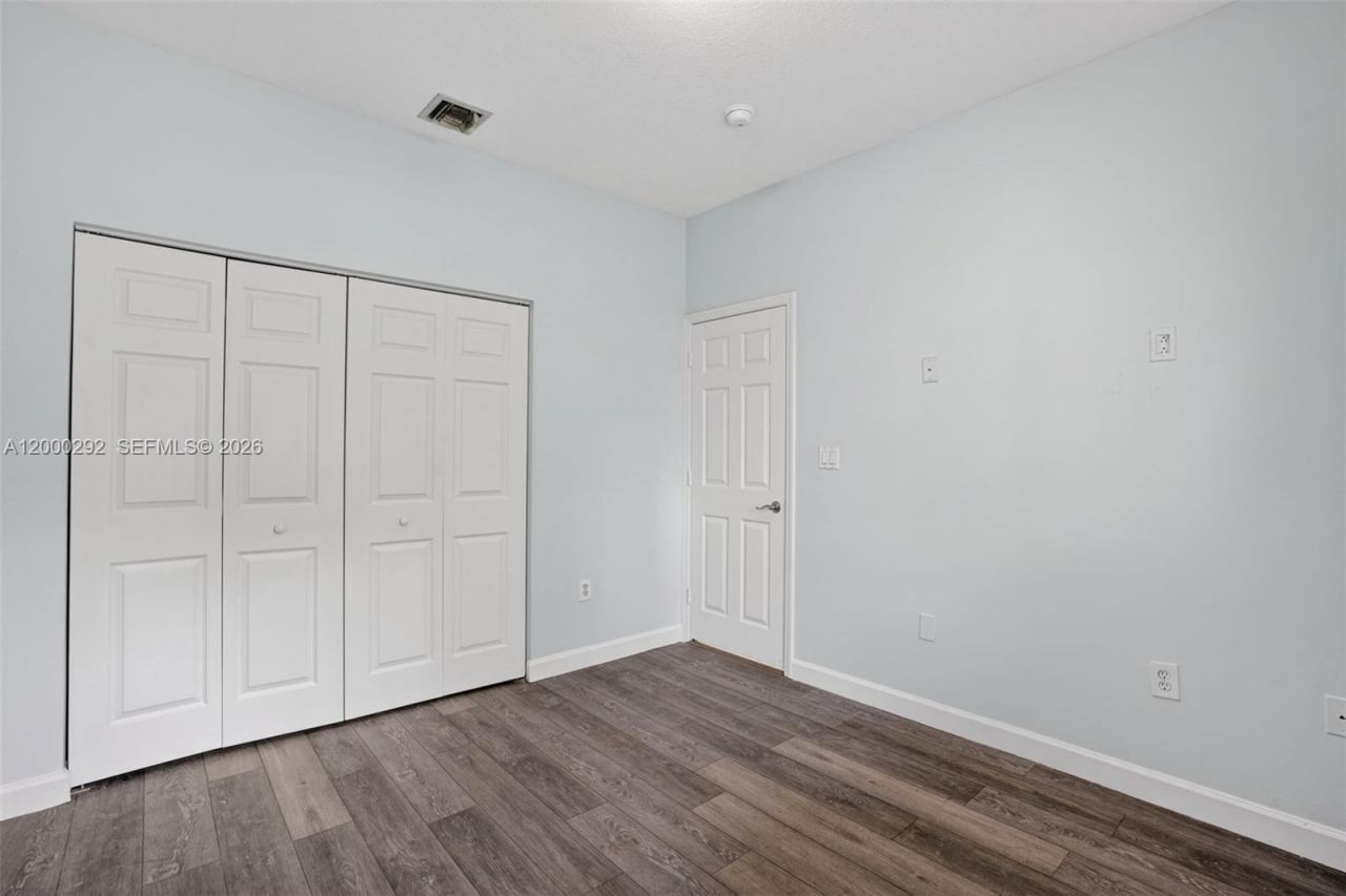 15521 SW 151st Ter, Miami, FL 33196 Photo