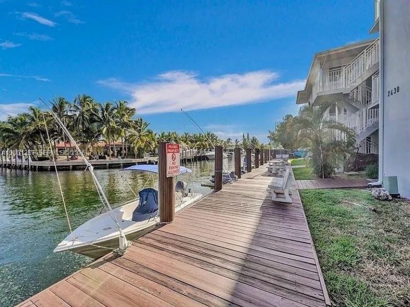 2430 NE 135th St, Unit 300, North Miami, FL 33181 Photo