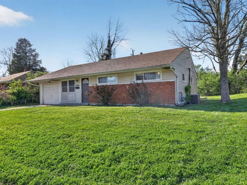 1304 Aldrich Avenue, Springfield Twp., OH 45231 Photo 3