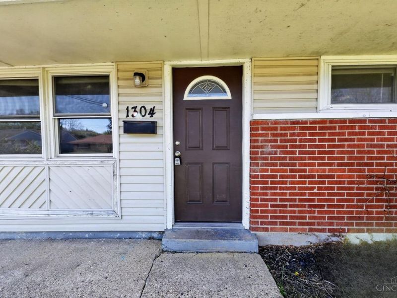 1304 Aldrich Avenue, Springfield Twp., OH 45231 Photo 4