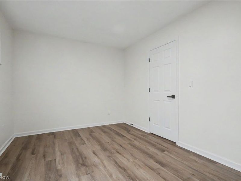 2911 E 102nd Street, Cleveland, OH 44104 Photo 15