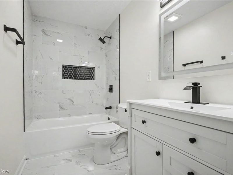 2911 E 102nd Street, Cleveland, OH 44104 Photo 9