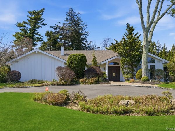 21 Kristi Drive, Muttontown, NY 11753