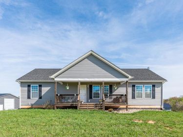 3570 Rock Cliff Road, Bedford, VA 24523