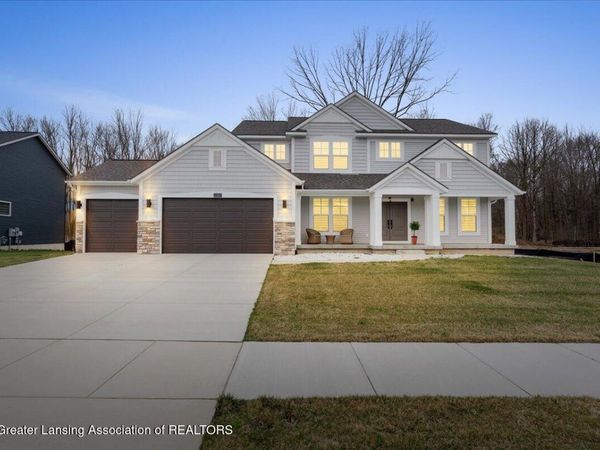 11387 Windswept Drive, Grand Ledge, MI 48837