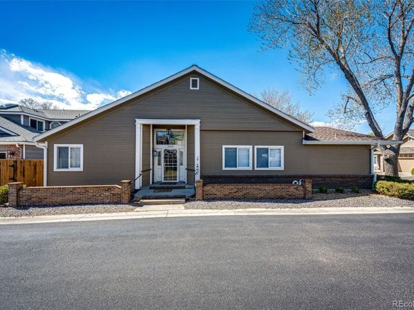 2550 S Iris Street , Lakewood, CO 80227