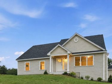 10 Juliana Ave., Nashua, NH 03064