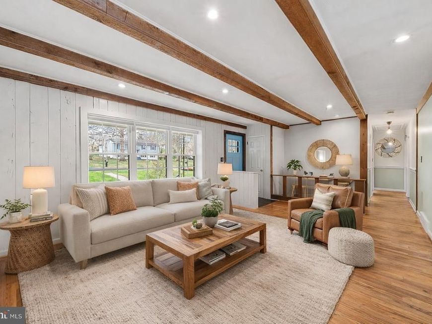 74 Sunset Drive, New Hope, PA 18938 Main Photo