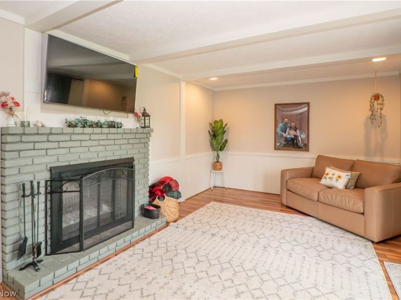 8028 Woodrush Drive NW, North Canton, OH 44720 Photo 17