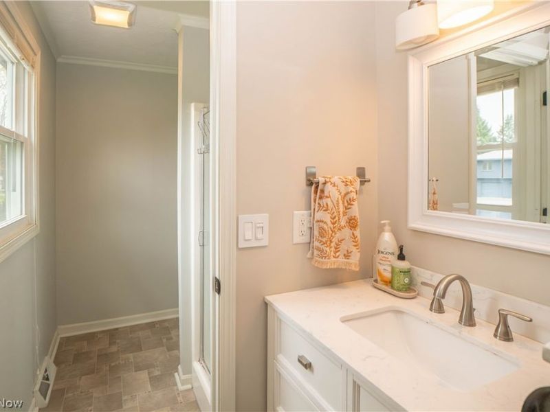 8028 Woodrush Drive NW, North Canton, OH 44720 Photo 23