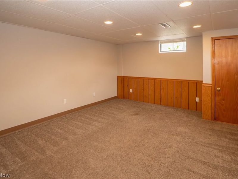 8028 Woodrush Drive NW, North Canton, OH 44720 Photo 31