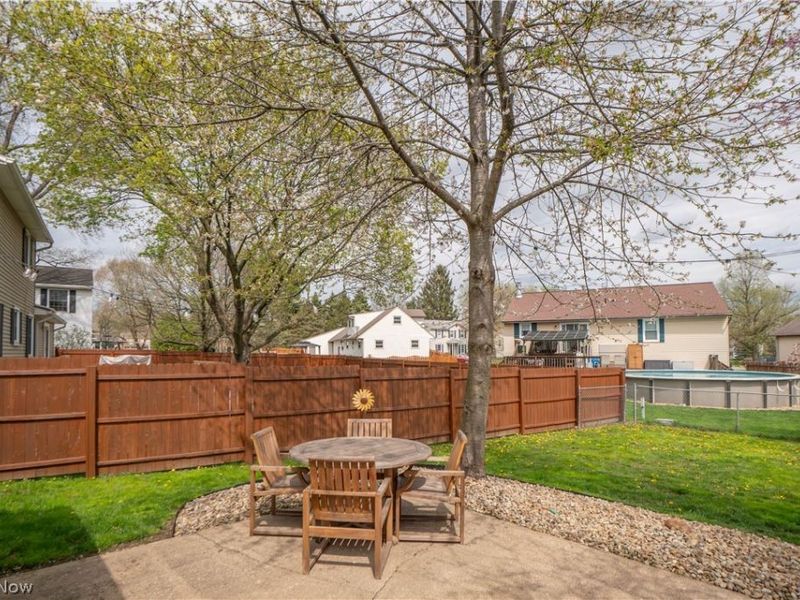 8028 Woodrush Drive NW, North Canton, OH 44720 Photo 37