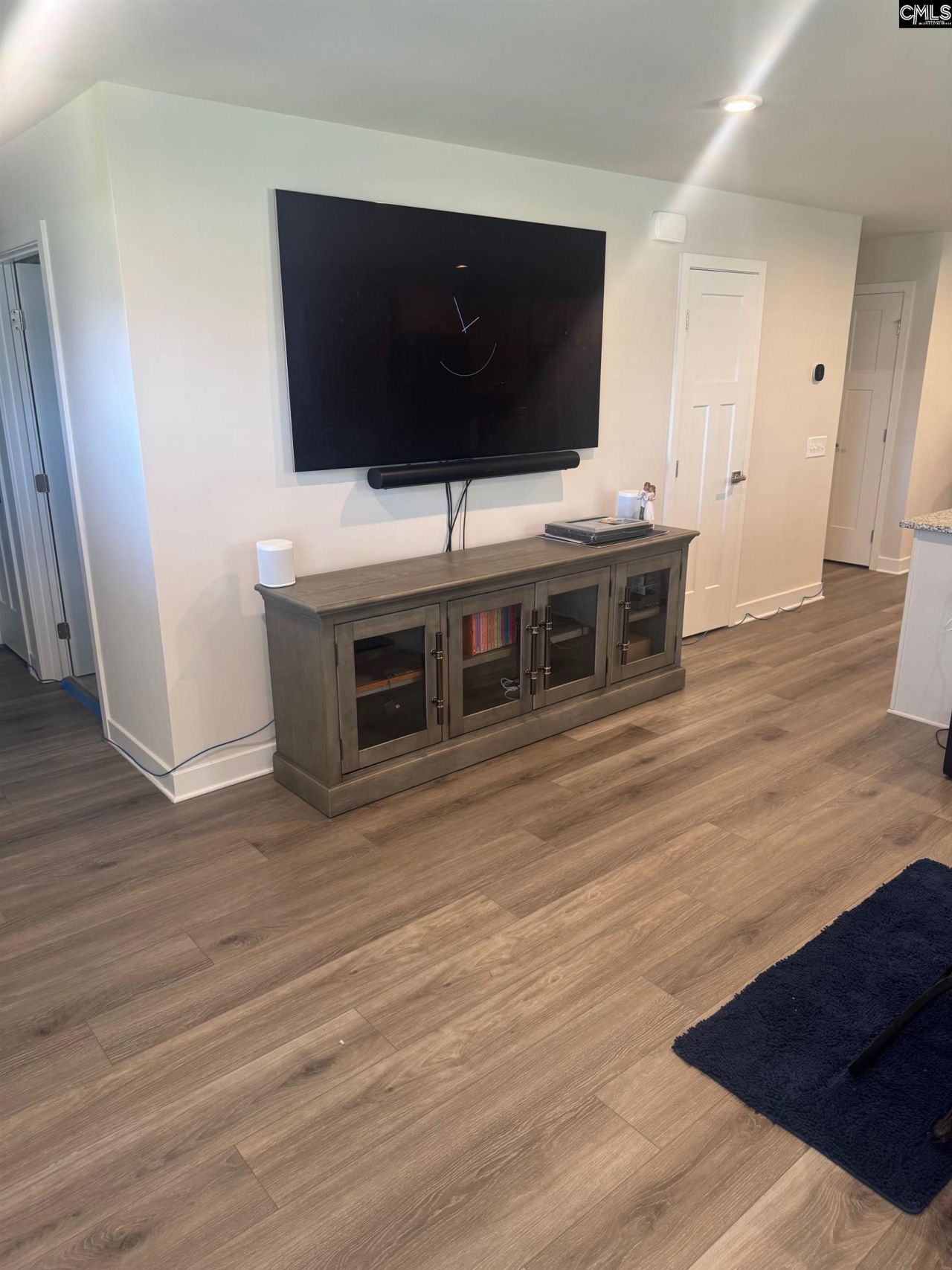 724 Sinker Lane Photo 10