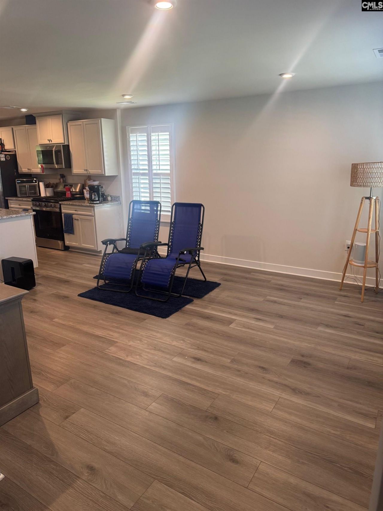 724 Sinker Lane Photo 9