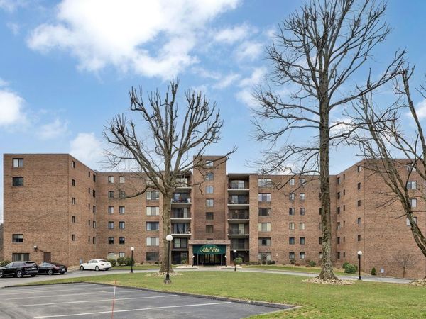 3 Alta Vita Drive, Unit 608, Greensburg, PA 15601