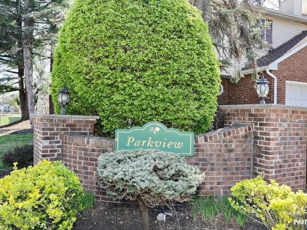 10 Chris Court, FAIR LAWN, NJ 07410