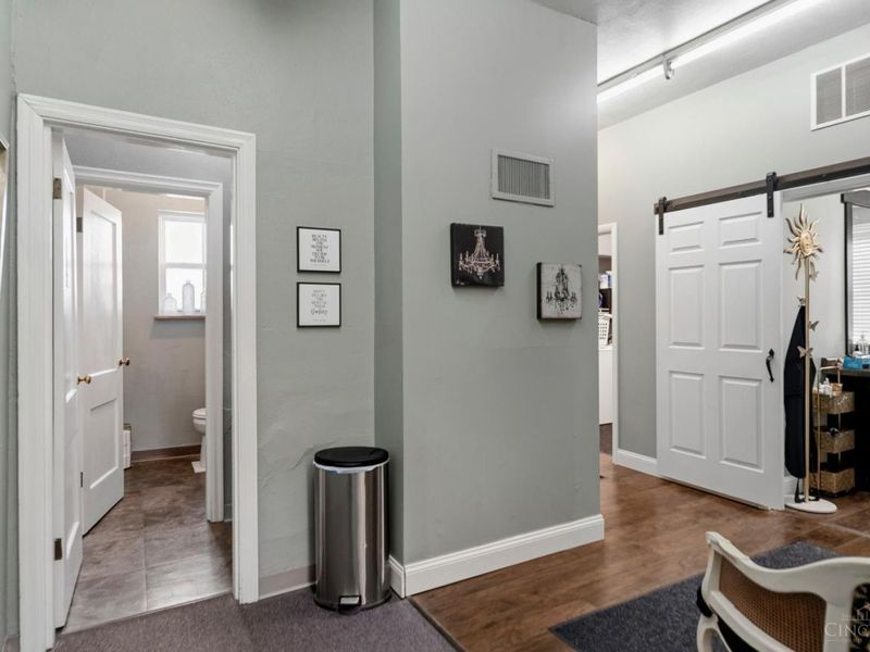 6811 Grace Avenue, Cincinnati, OH 45227 Photo 31