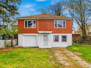 6 Palos Place, Buffalo, NY 14215