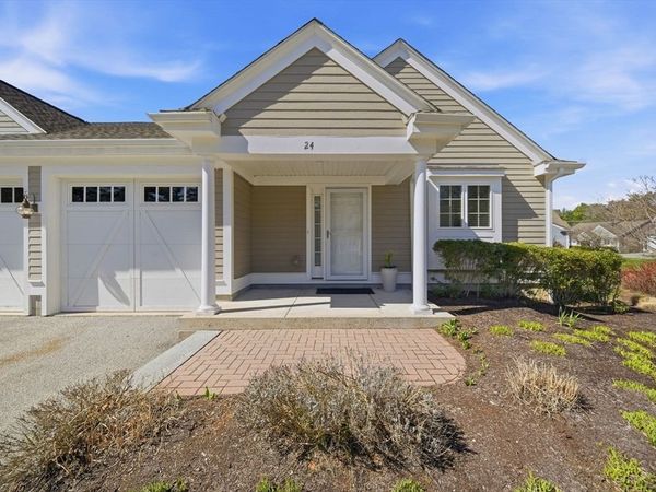 24 Carriage Ln, Unit 24, Duxbury, MA 02332
