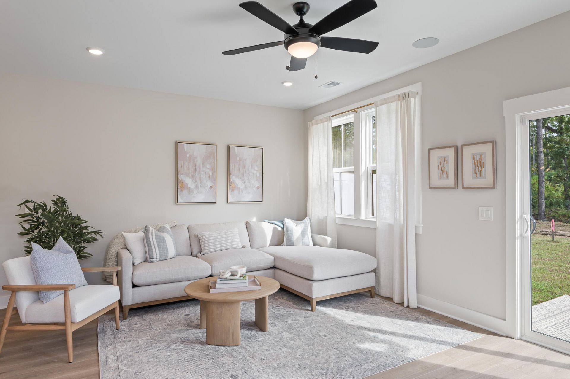 5098 Buggs Lane Photo 9