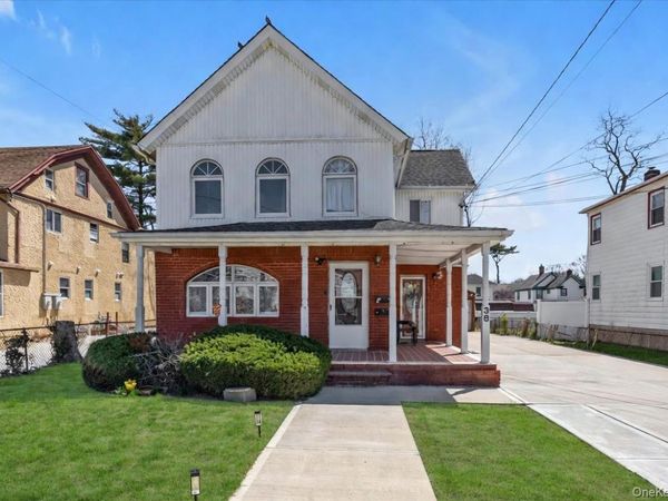 38 5th Street , Valley Stream, NY 11581