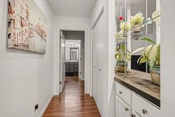 103 Hickory Dr. photo 4