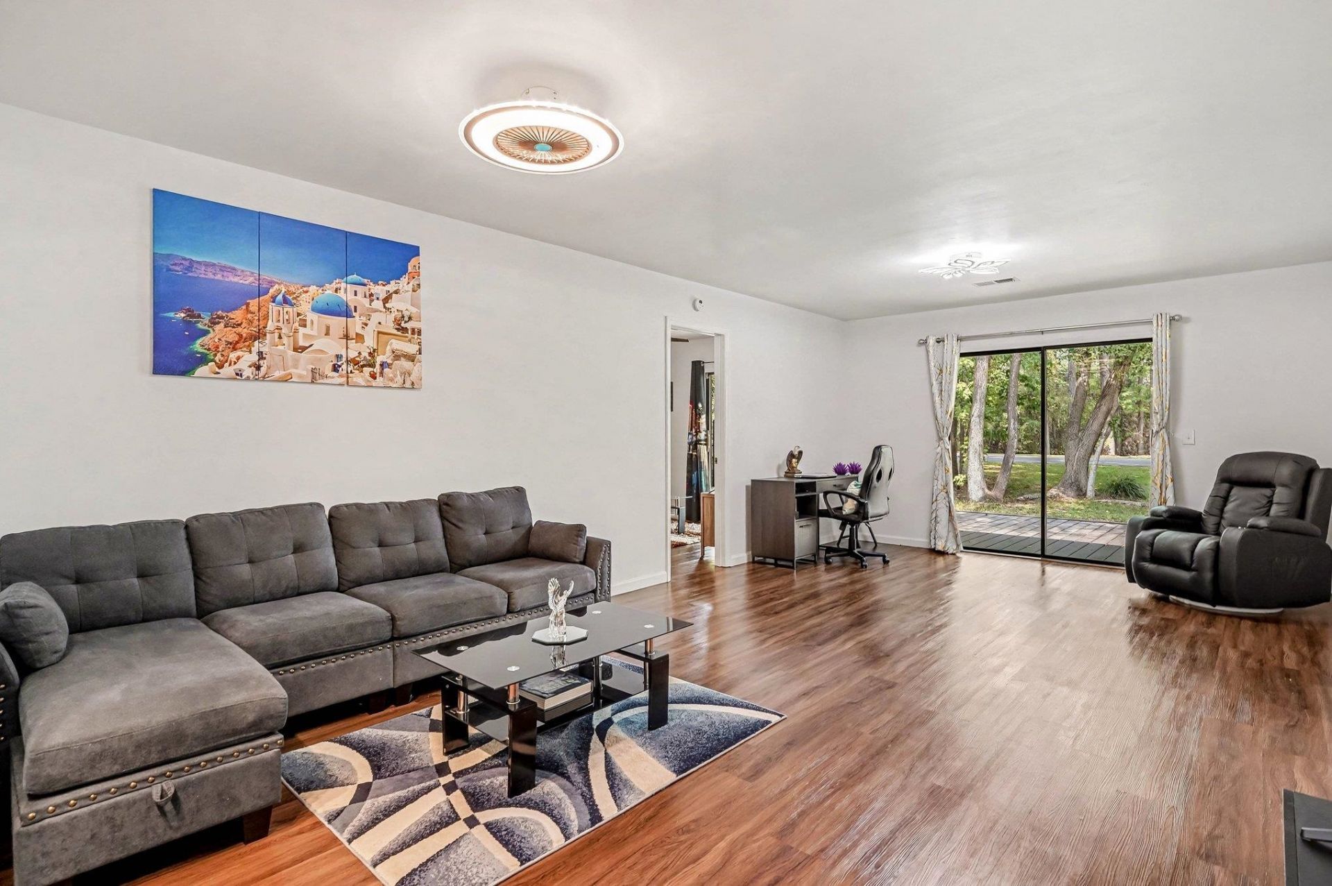 103 Hickory Dr. Photo 6