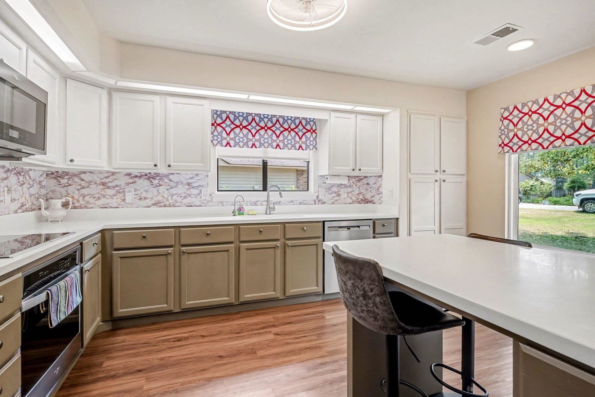 103 Hickory Dr. Photo 8