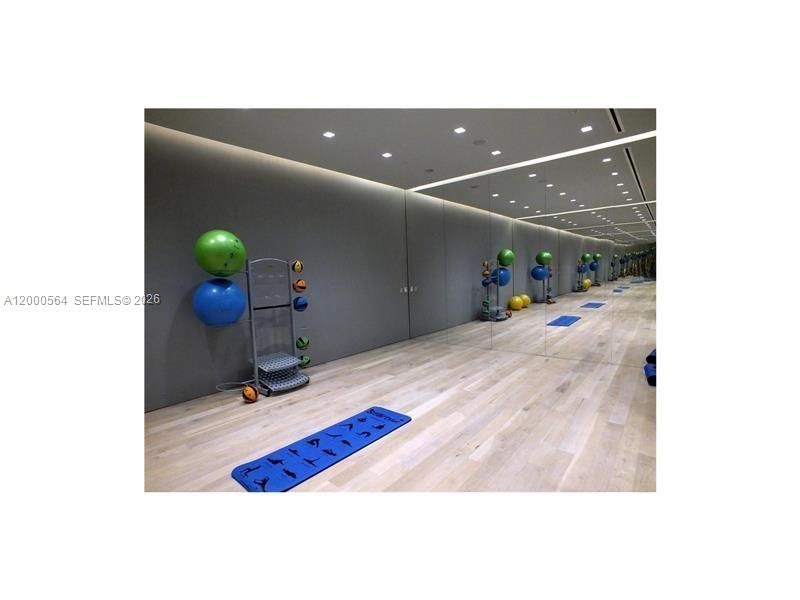 68 SE 6th St, Unit 2409, Miami, FL 33131 Photo