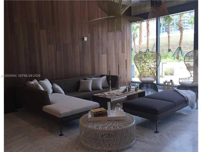 68 SE 6th St, Unit 2409, Miami, FL 33131 Photo