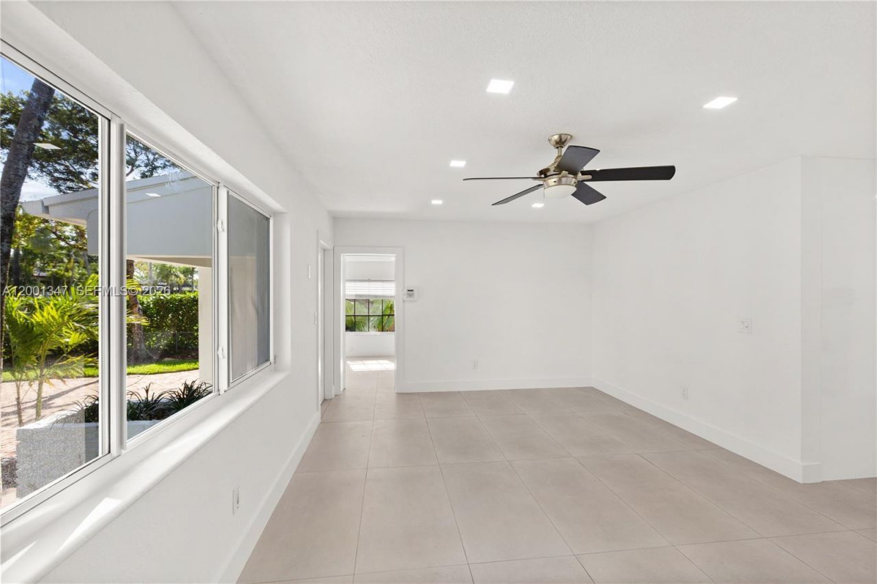 6605 SW 61st St, South Miami, FL 33143 Photo