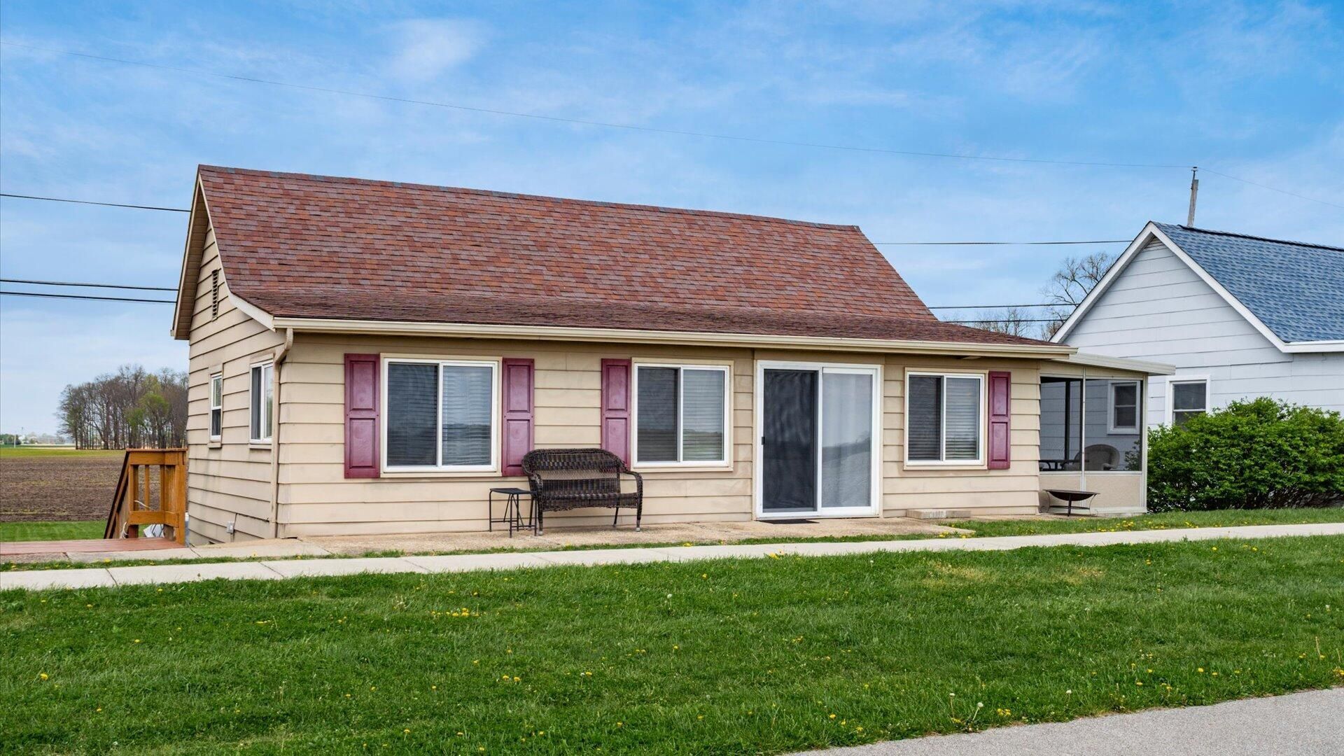 13150 W Bank Drive Ne, Millersport, OH 43046 Main Photo