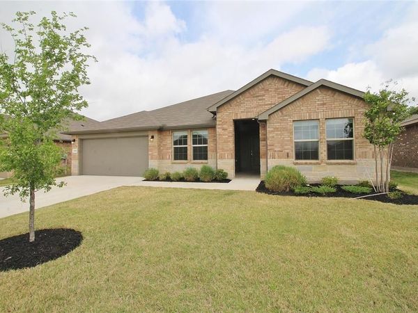 1449 Bennett Drive, Burleson, TX 76028