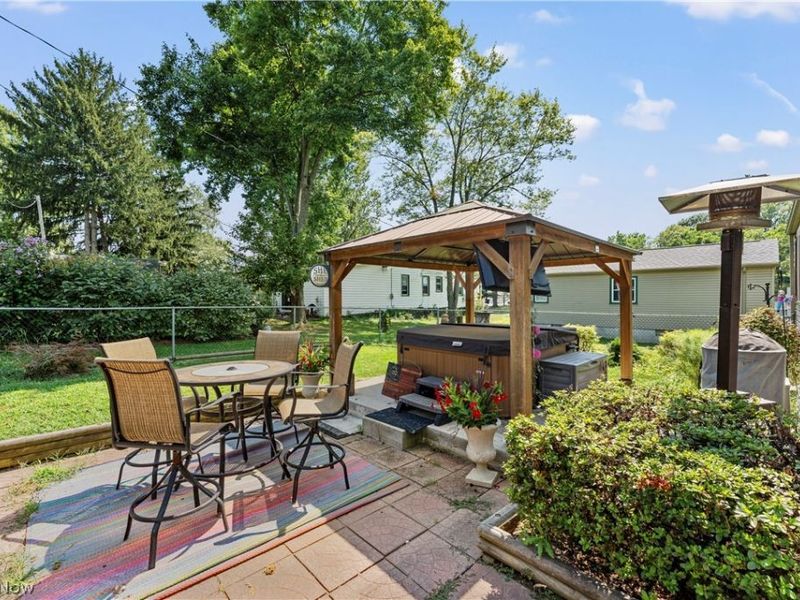 7000 Navarre Road SW, Massillon, OH 44646 Photo 11