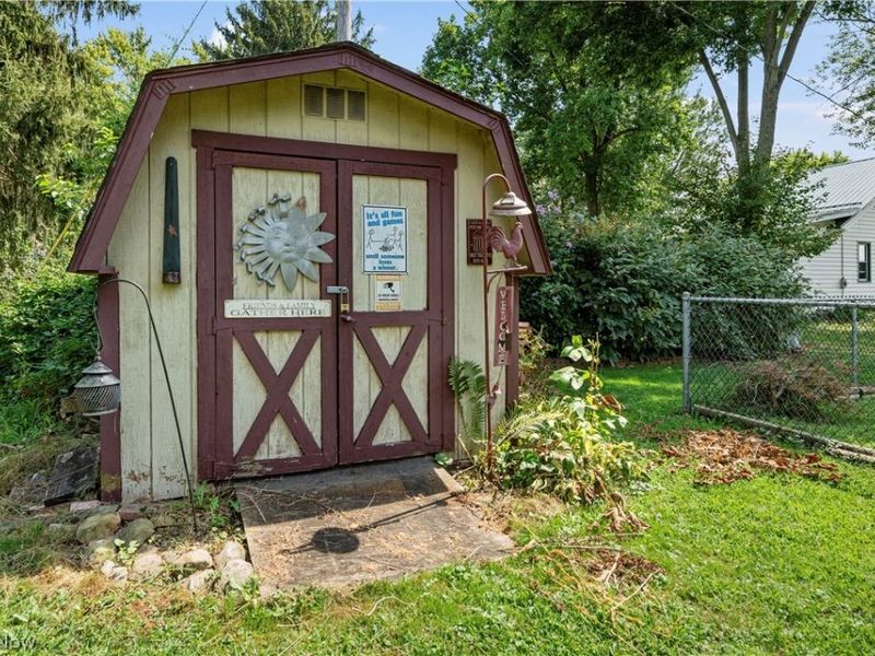 7000 Navarre Road SW, Massillon, OH 44646 Photo 8