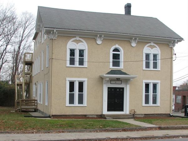 31 Congress St, Unit 1, Milford, MA 01757