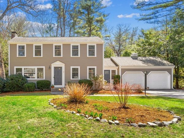 13 Mohegan Road, Acton, MA 01720