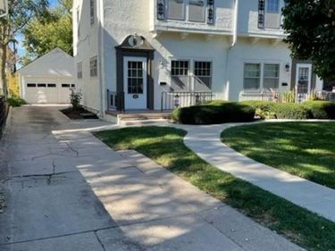 608-610 S 55th Street, Omaha, NE 68106