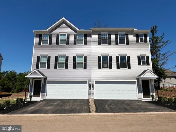 734 FAWN WAY, Unit LOT 13, PENNSBURG, PA 18073