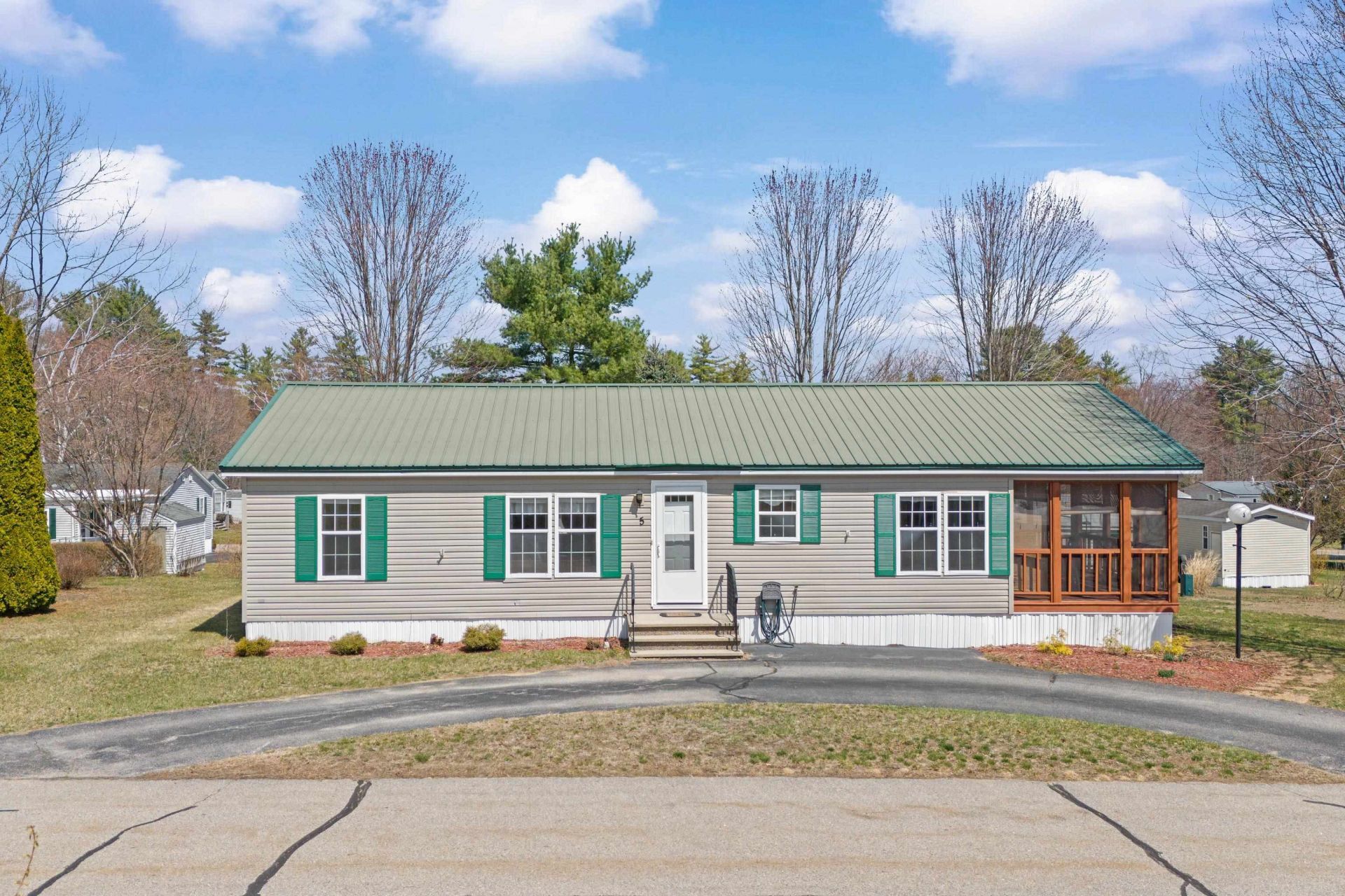 5 Dockside Lane Rochester, NH 03867