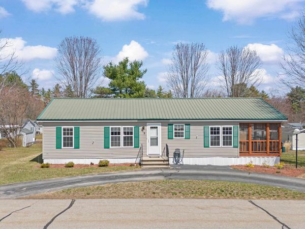 5 Dockside Lane, Rochester, NH 03867