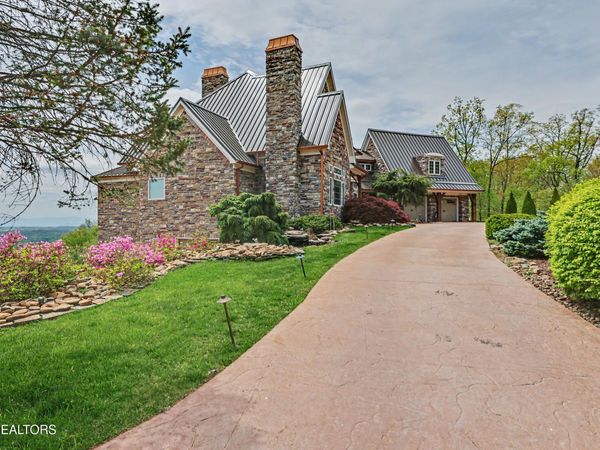498 Proffitt Ridge Rd, Mooresburg, TN 37811